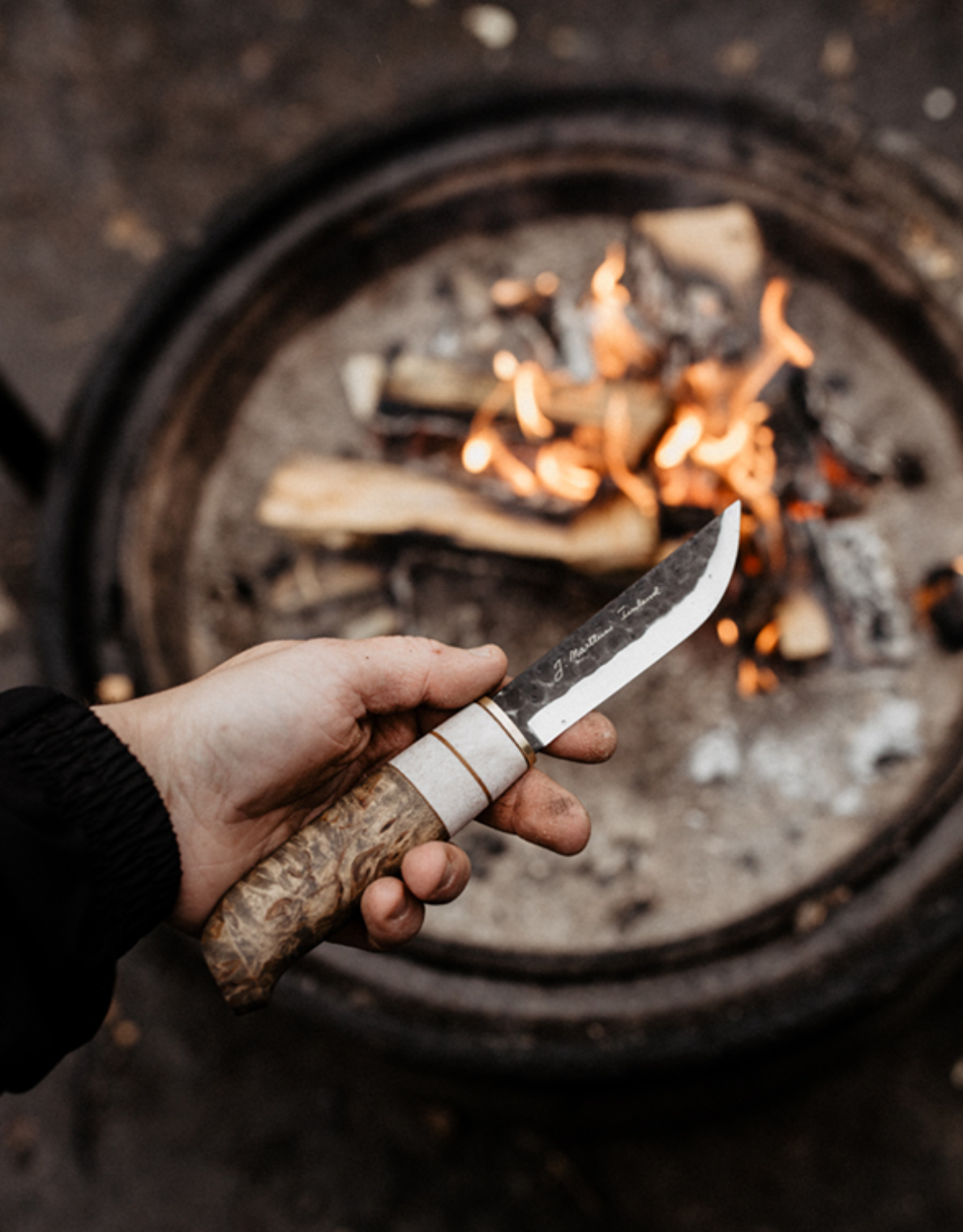 Marttiini Aapa 4.33" Hand-Forged Carbon Curly Birch / Reindeer Antler Puukko Knife with Leather Sheath