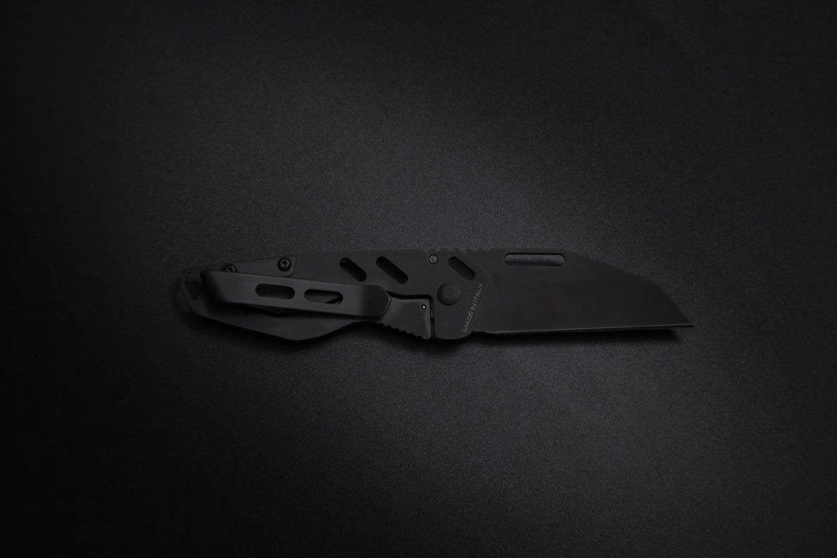 Extrema Ratio Ant 1.9" N690 Black Compact Folding Knife