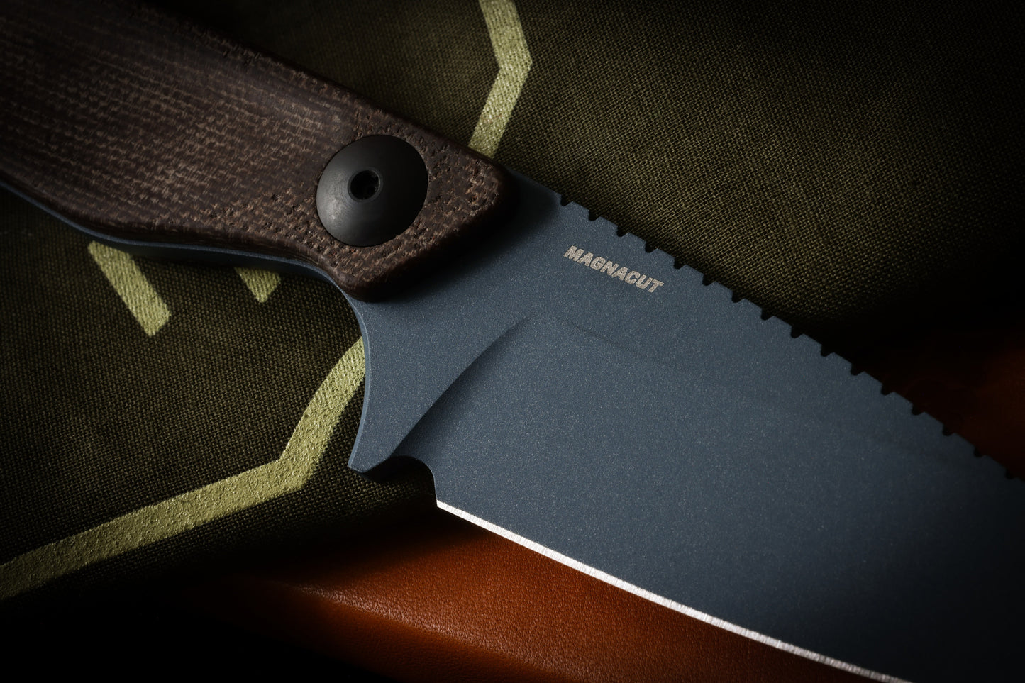Benchmade 203BT-03 Dacian 3.54" CPM-Magnacut Blue Cerakote Brown Canvas Micarta Fixed Blade Knife