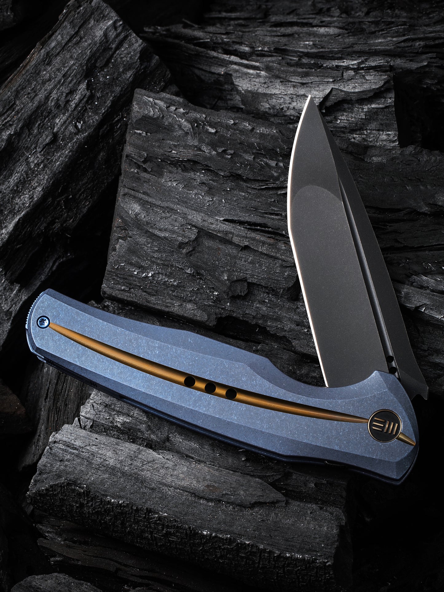 WE 601X Limited Edition 3.82" CPM 20CV Black/Blue Titanium Golden Groove Folding Knife WE01J-3