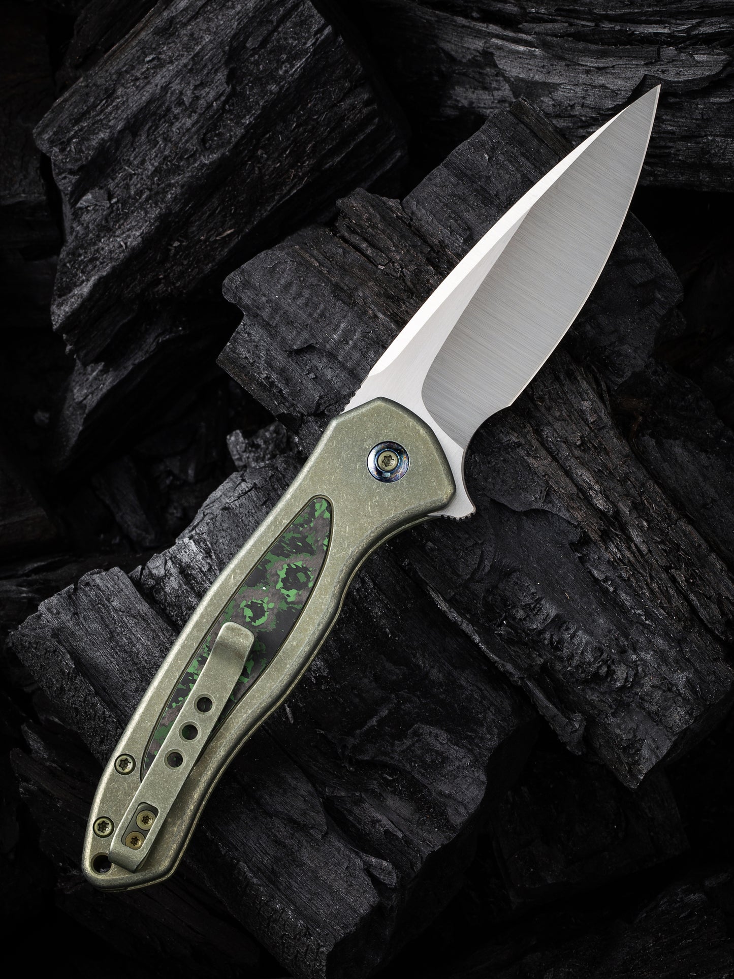 WE Kitefin Button Lock Limited Edition 3.22" CPM 20CV Jungle Wear Fat Carbon Fiber Green Titanium Folding Knife WE19002N-2