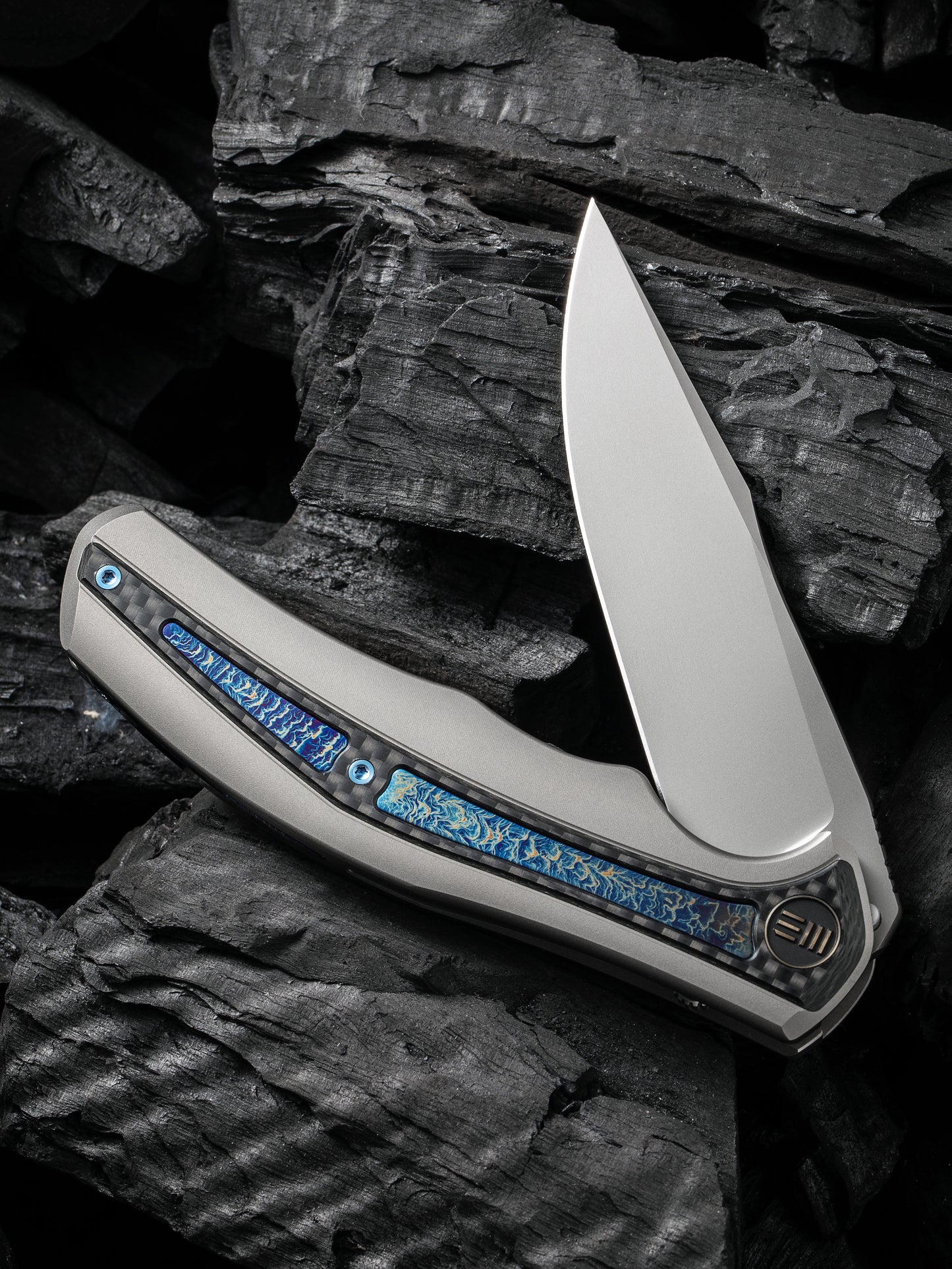 WE Zonda 4.05" CPM 20CV Titanium Twill Carbon Fiber Flamed Inlay Folding Knife WE22016-2