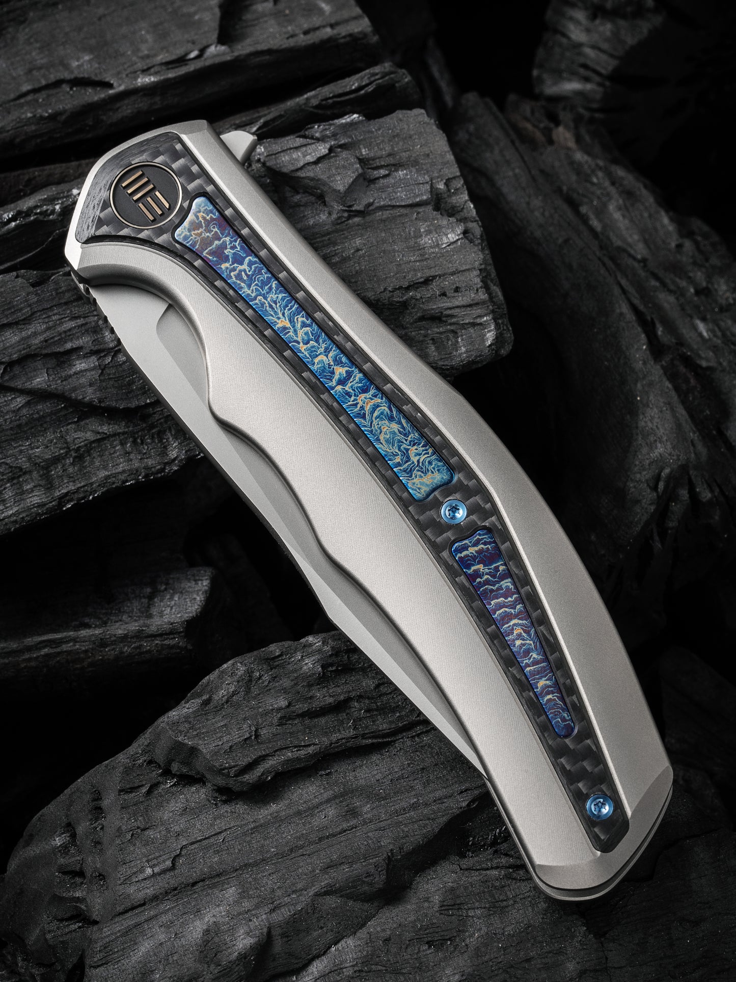 WE Zonda 4.05" CPM 20CV Titanium Twill Carbon Fiber Flamed Inlay Folding Knife WE22016-2