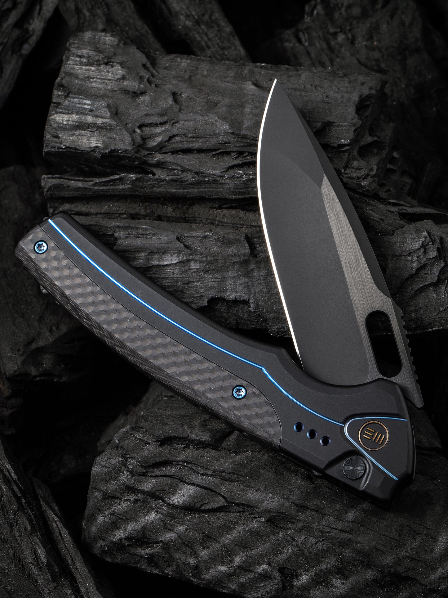 WE Exciton Limited Edition 3.68" CPM 20CV Black/Black Twill Carbon Fiber Integral Spacer Folding Knife WE22038A-2