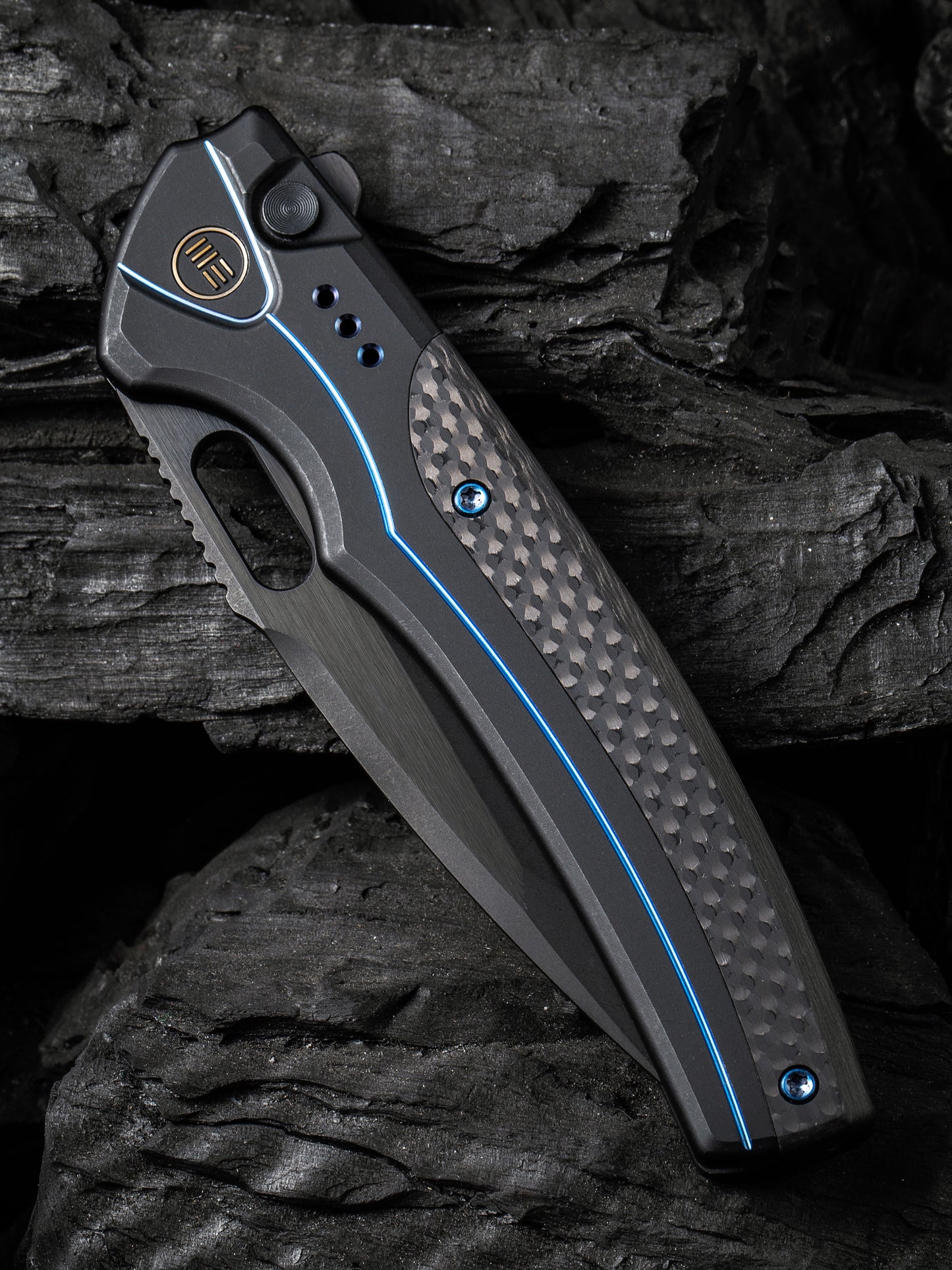 WE Exciton Limited Edition 3.68" CPM 20CV Black/Black Twill Carbon Fiber Integral Spacer Folding Knife WE22038A-2