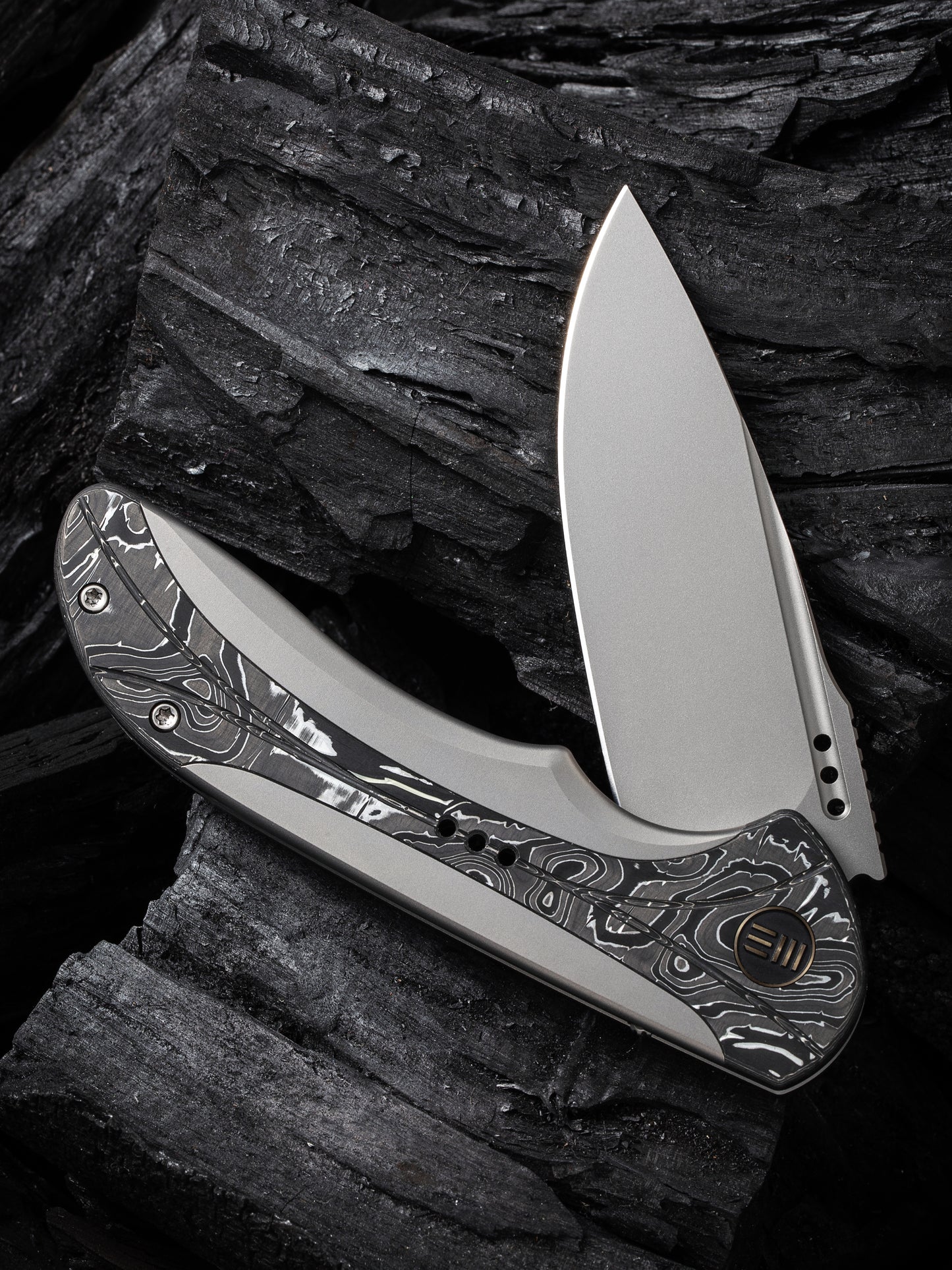 WE Equivik 3.48" CPM 20CV Aluminum Foil Carbon Fiber Titanium Folding Knife WE23020-1