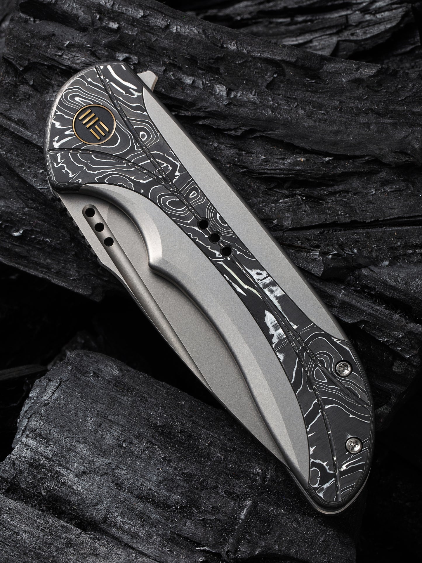 WE Equivik 3.48" CPM 20CV Aluminum Foil Carbon Fiber Titanium Folding Knife WE23020-1