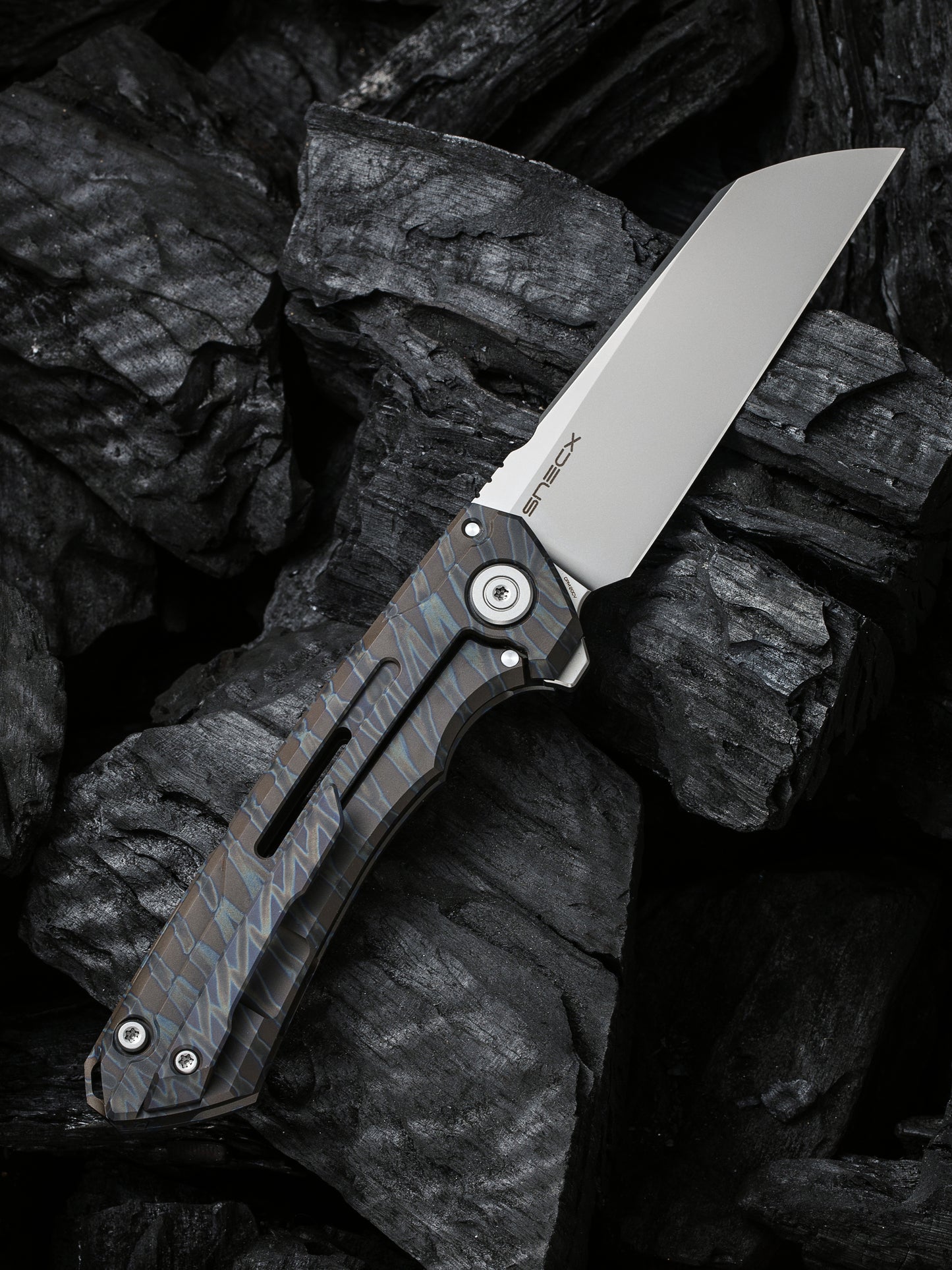 WE Snecx Mini Buster 3.43" CPM 20CV Tiger Stripe Flamed Titanium Folding Knife 2003C