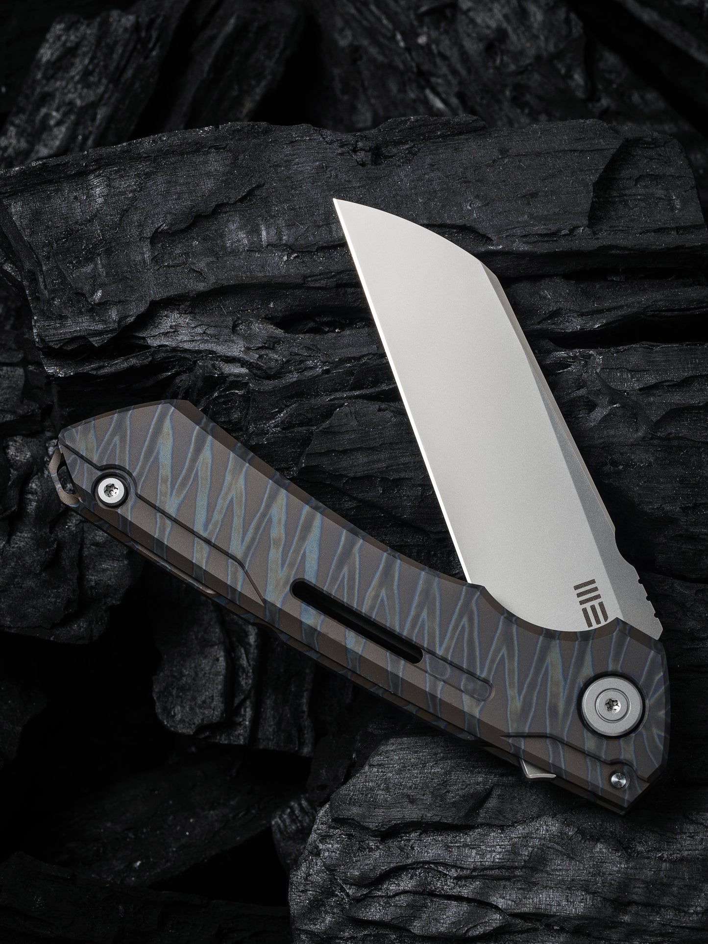 WE Snecx Mini Buster 3.43" CPM 20CV Tiger Stripe Flamed Titanium Folding Knife 2003C
