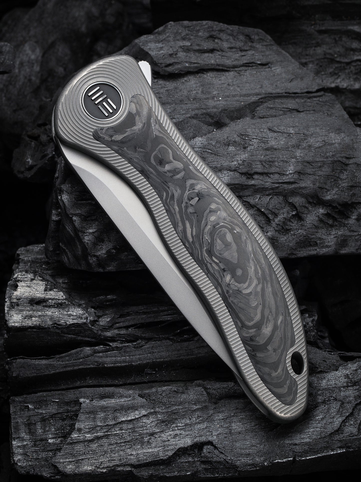 WE Synergy 2v2 3.49" CPM 20CV Carbon Fiber Titanium Folding Knife WE18046CF-1
