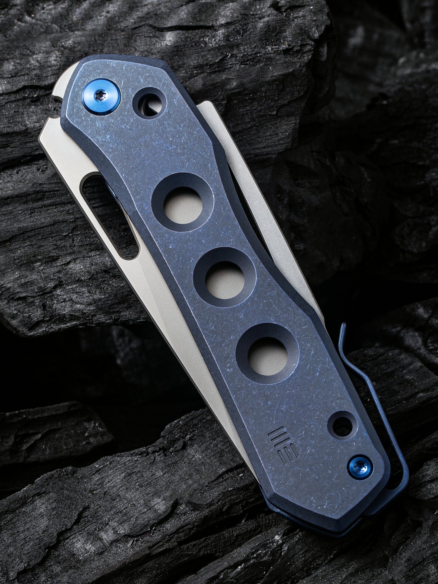 WE Snecx Vision R 3.54" CPM 20CV Blue Titanium Superlock Folding Knife WE21031-3