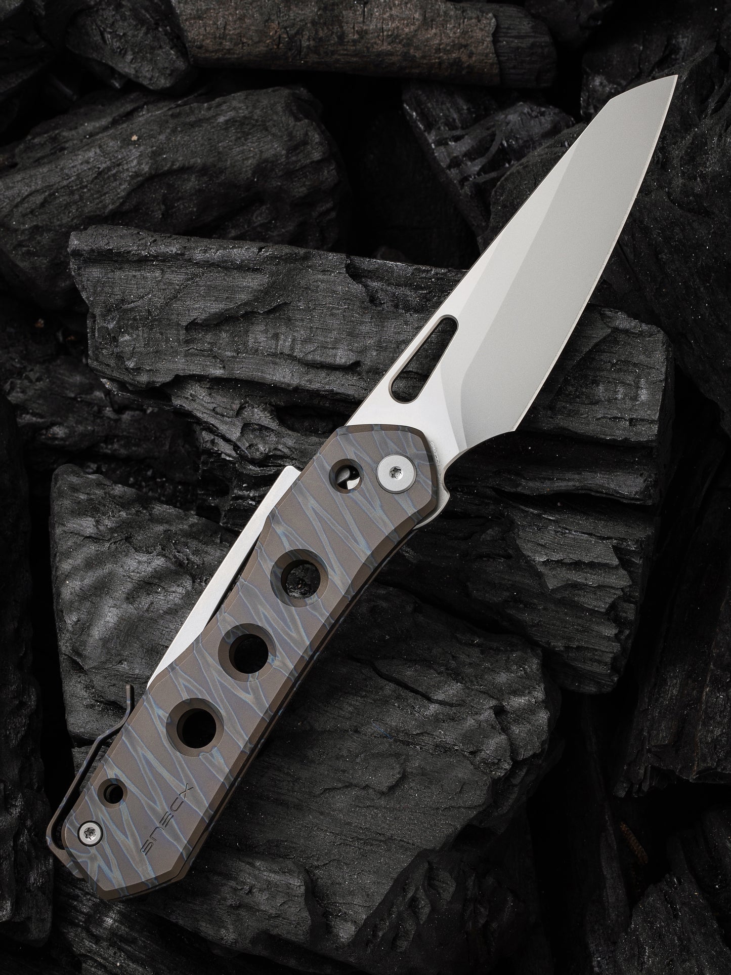 WE Snecx Vision R 3.54" CPM 20CV Tiger Stripe Flamed Titanium Superlock Folding Knife WE21031-6