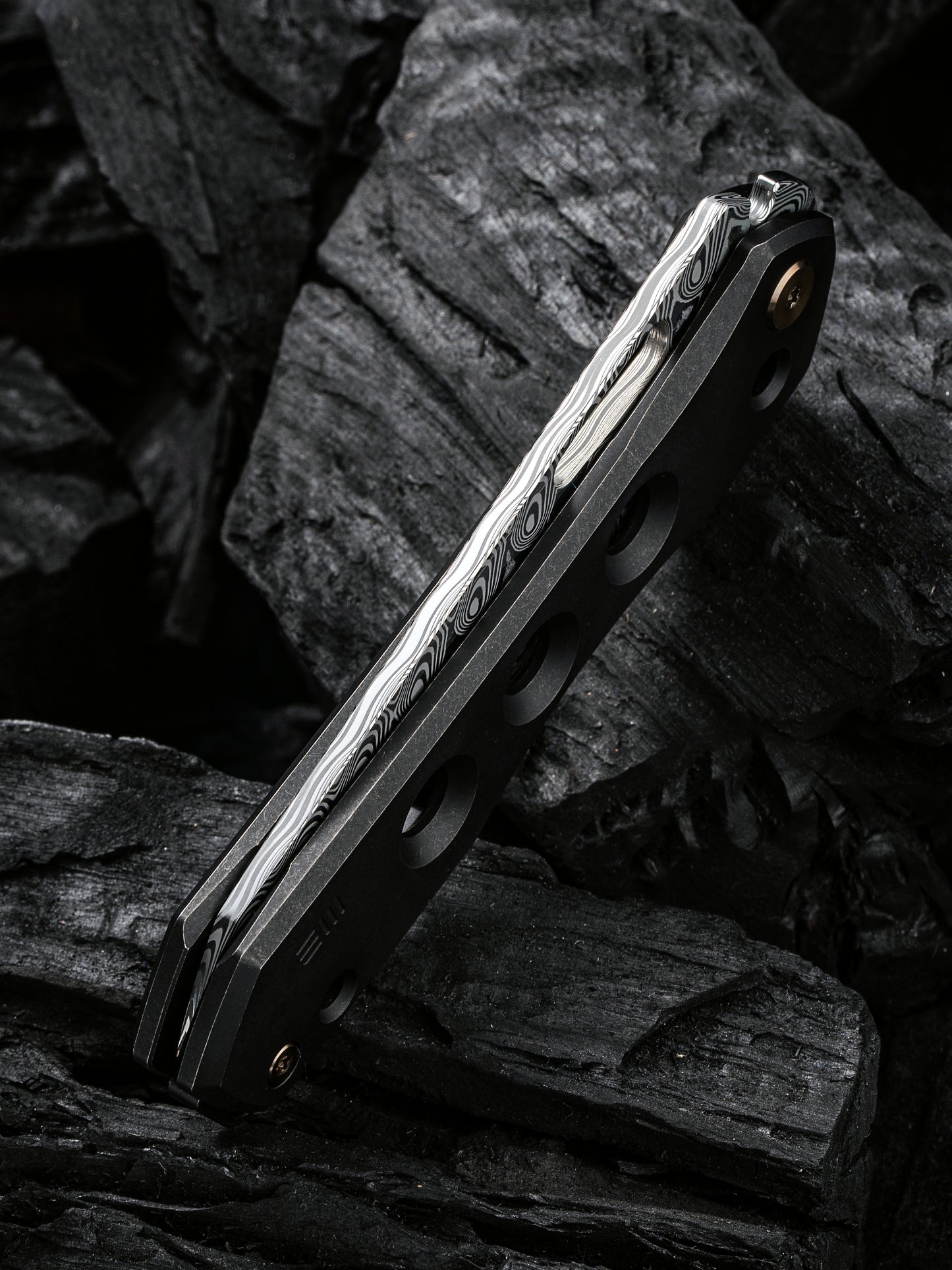 WE Snecx Vision R 3.54" Hakkapella Damasteel Titanium Superlock Folding Knife WE21031-DS1