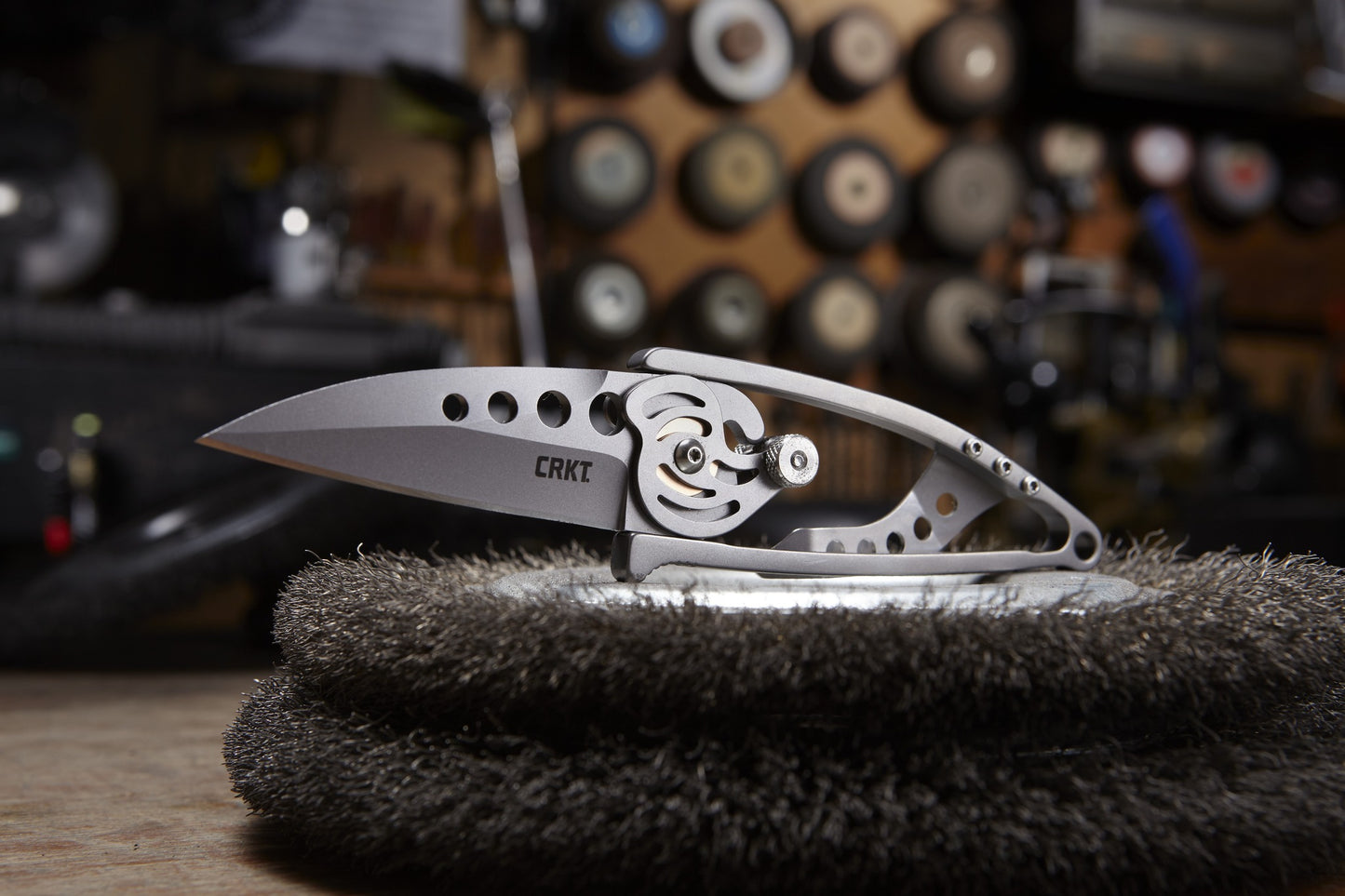 CRKT Snap Lock 2.6" Folding Knife with Flipper - Van Hoy Design - 5102N