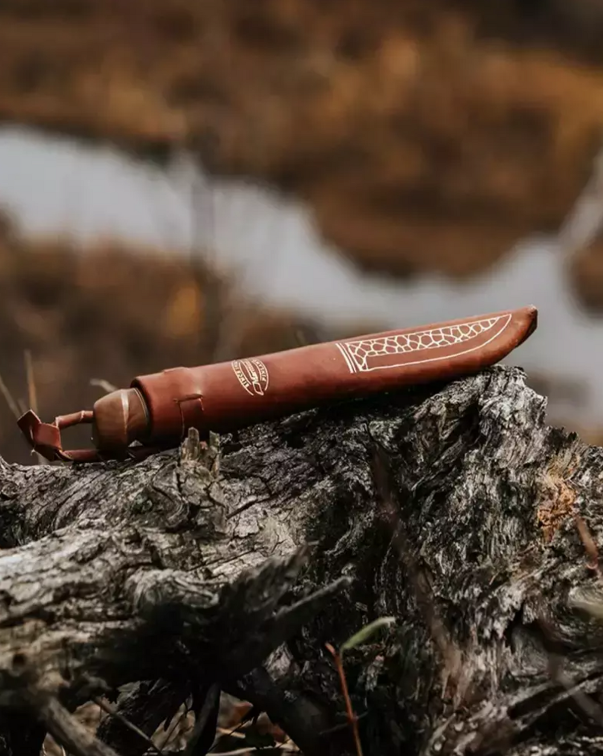 Marttiini Kierinki 4.33" Hand-Forged Carbon Curly Birch Puukko Knife with Leather Sheath