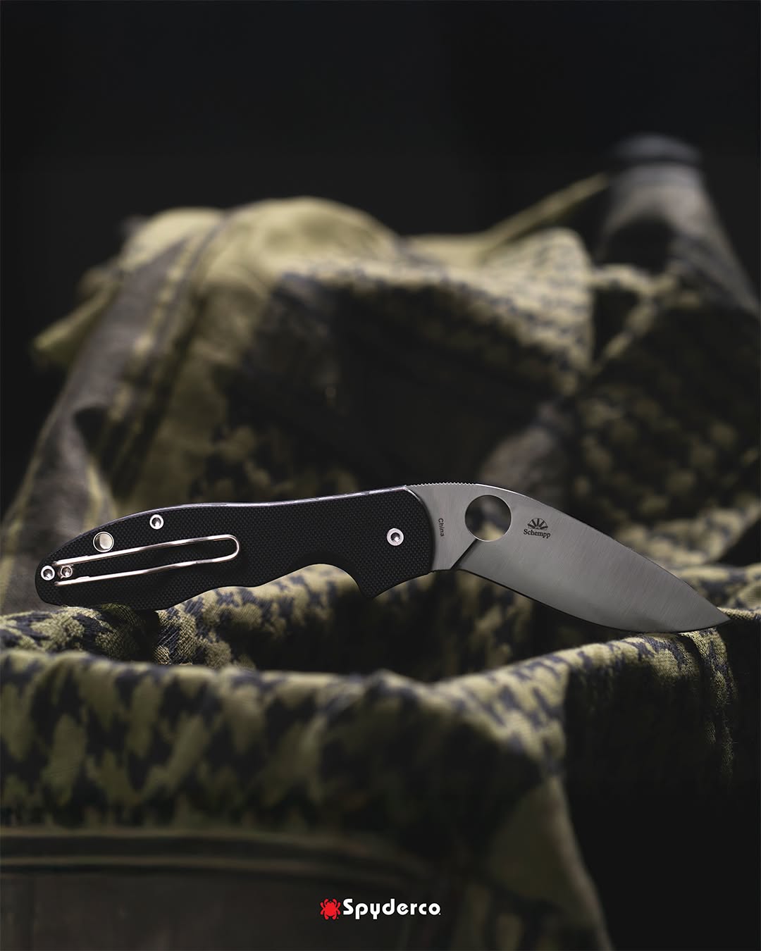 Spyderco Retract 3.4" 9Cr18MoV G10 Folding Knife by Ed Schempp C276GP