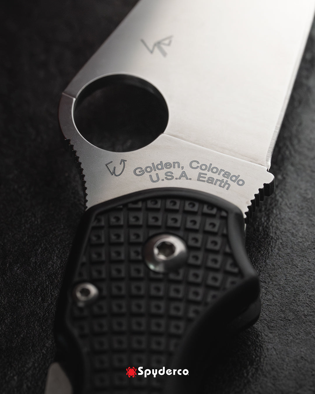 Spyderco Para 3 Lightweight 2.93" CTS BD1N FRN Folding Knife C223PBK