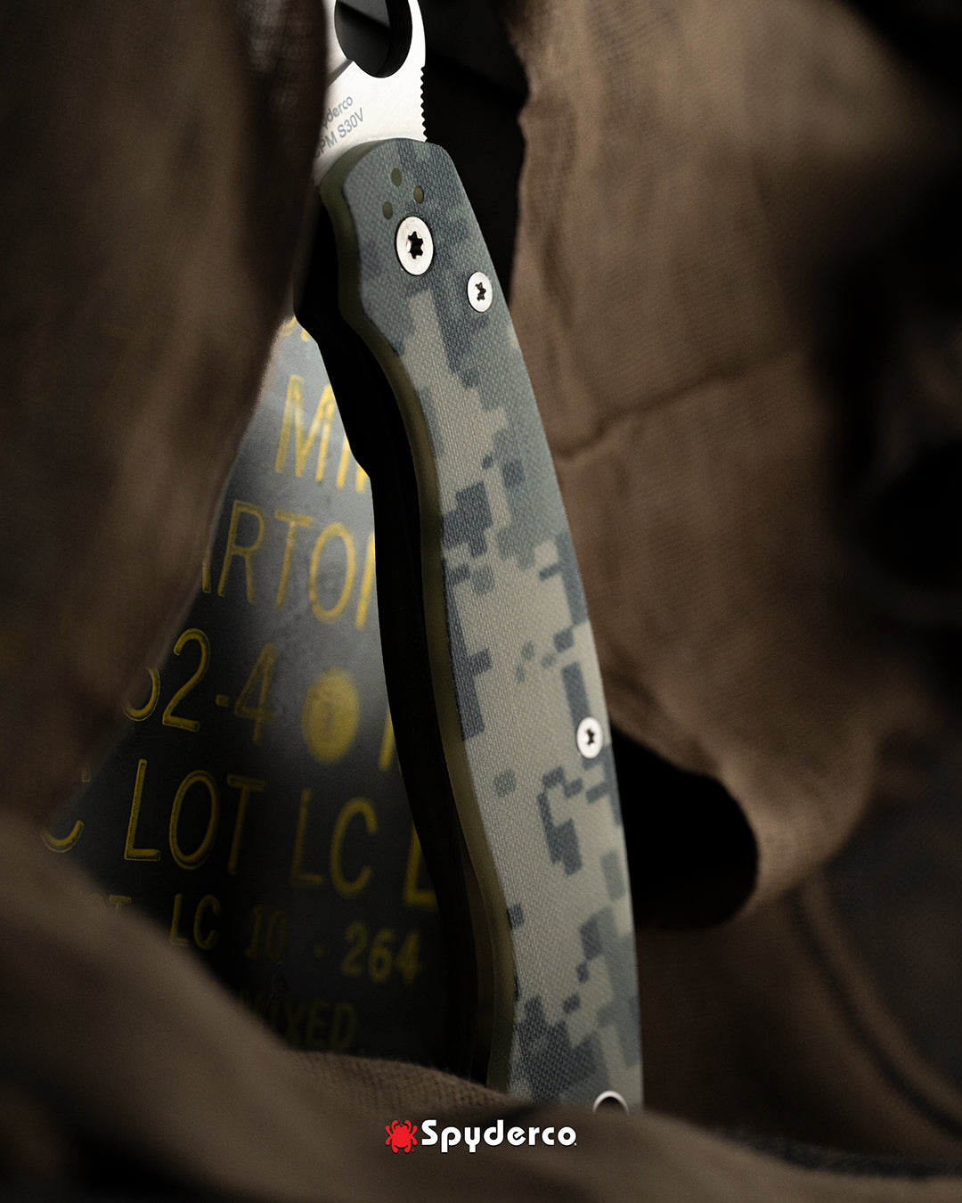 Spyderco Military 2 4" S30V Digital Camo G-10 Folding Knife C36GPCMO2