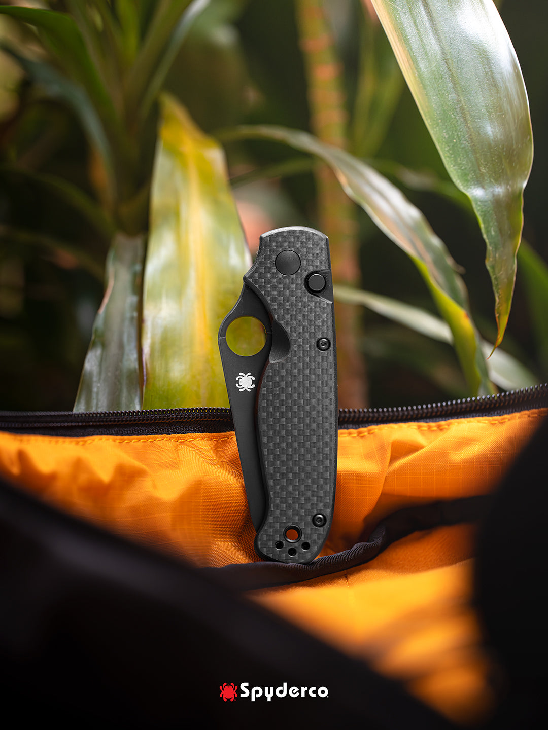 Spyderco ButtonUp 3.27" 8Cr13MoV Black Carbon Fiber Button-Lock Folding Knife C275CFPBK
