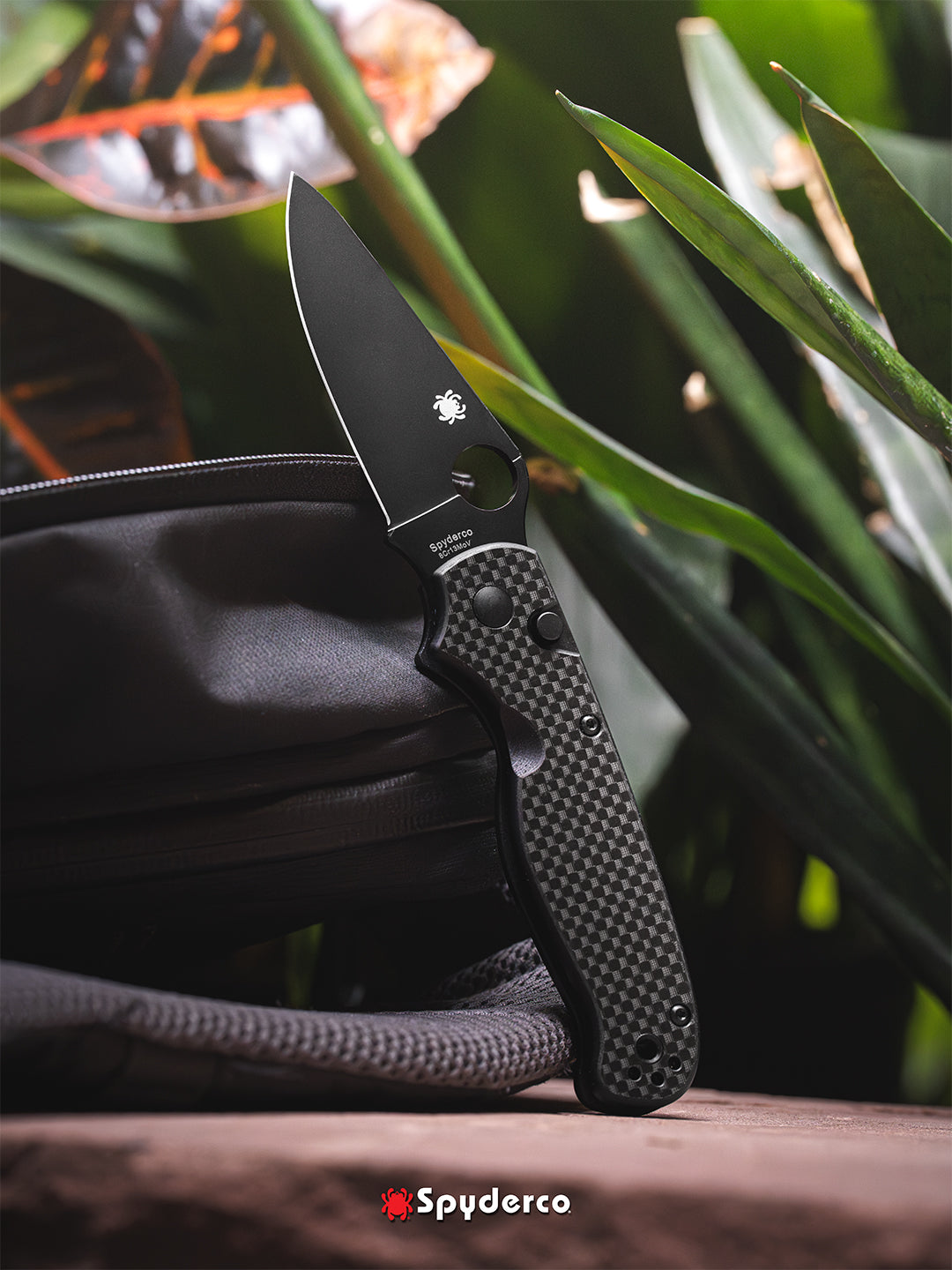Spyderco ButtonUp 3.27" 8Cr13MoV Black Carbon Fiber Button-Lock Folding Knife C275CFPBK