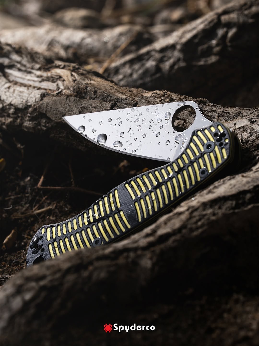 Spyderco ParaMilitary 2 Salt CPM Magnacut Yellow/Black G-10 Folding Knife C81GBKYLMCP2