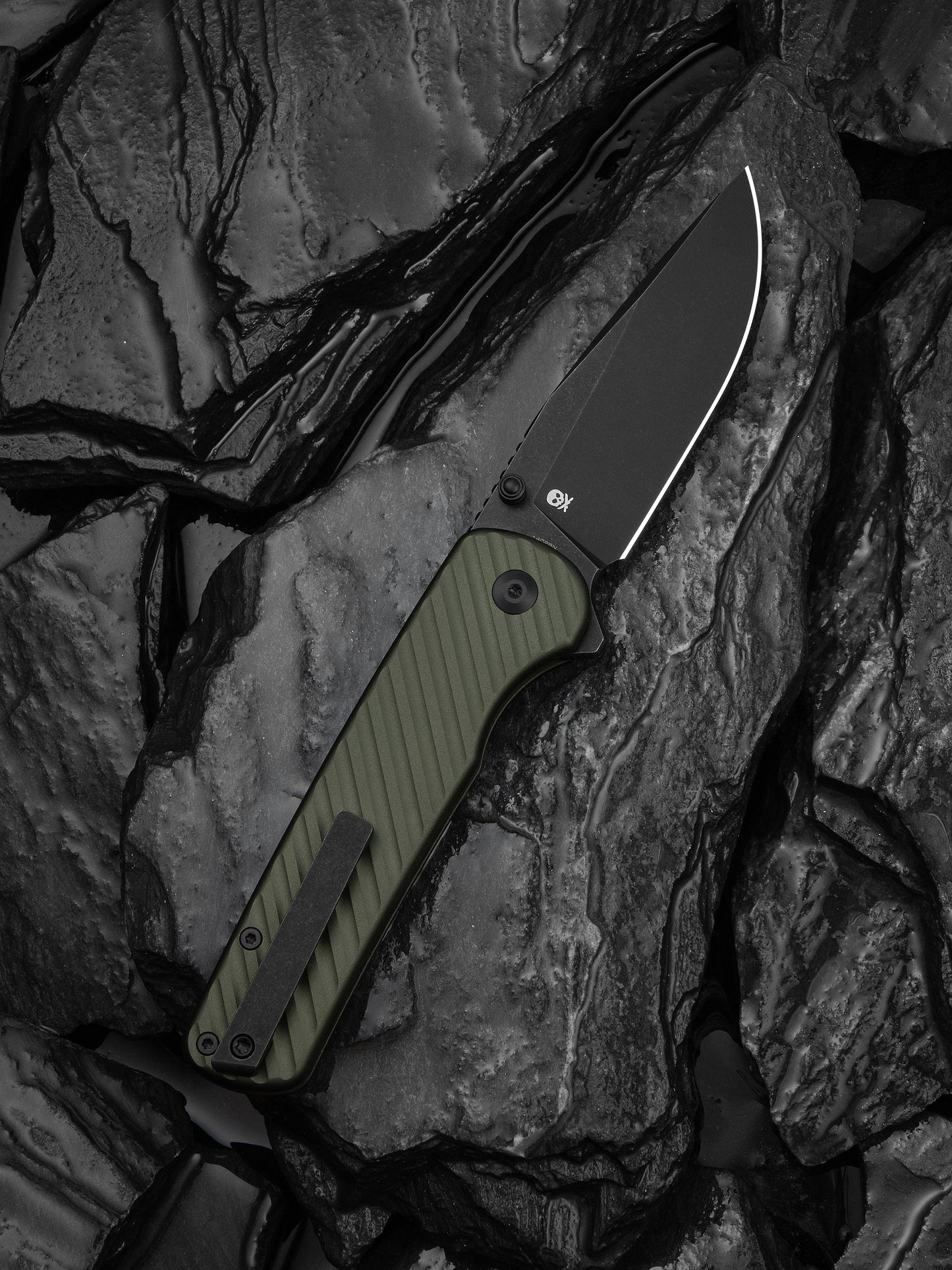 Civivi Iron Tide 3.24" Sandvik 14C28N Forest Green Aluminium Button-Lock Folding Knife C25011-2