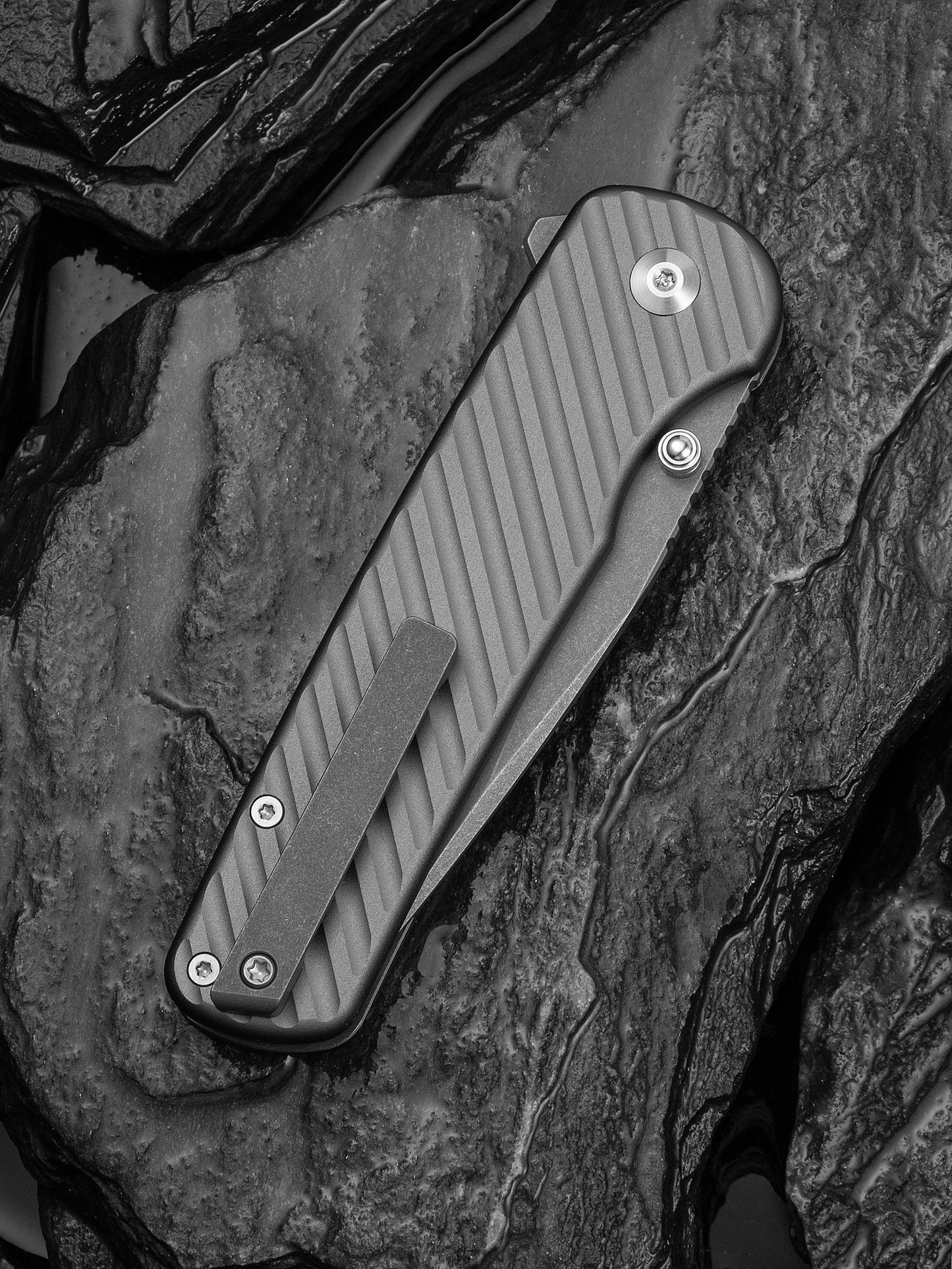 Civivi Iron Tide 3.24" Sandvik 14C28N Gray Aluminium Button-Lock Folding Knife C25011-3