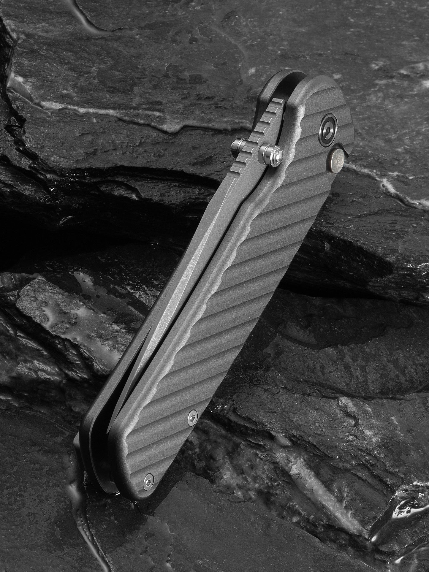Civivi Iron Tide 3.24" Sandvik 14C28N Gray Aluminium Button-Lock Folding Knife C25011-3