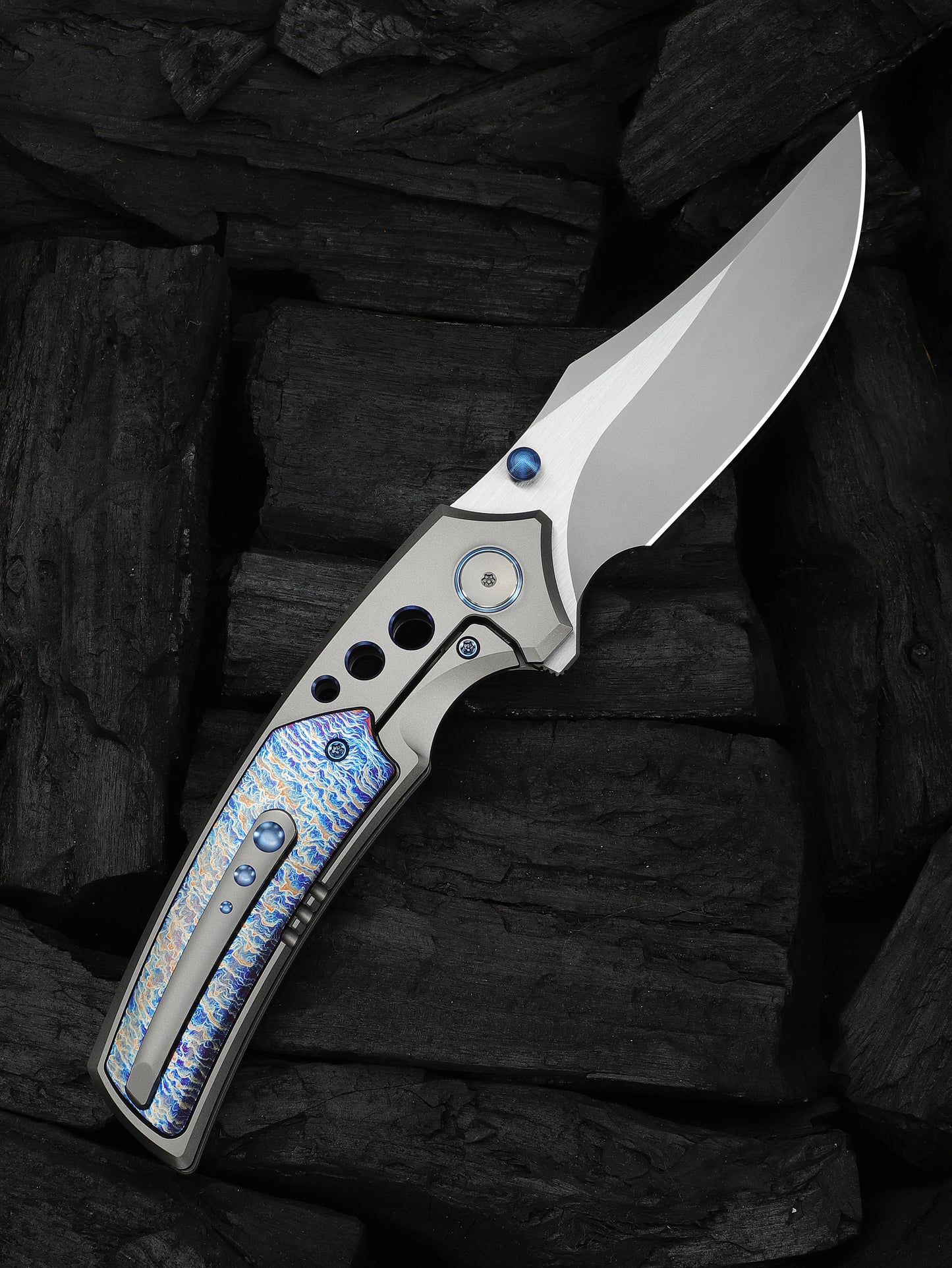 WE Skynix 3.7" M390 Flamed Titanium Folding Knife WE24087-2