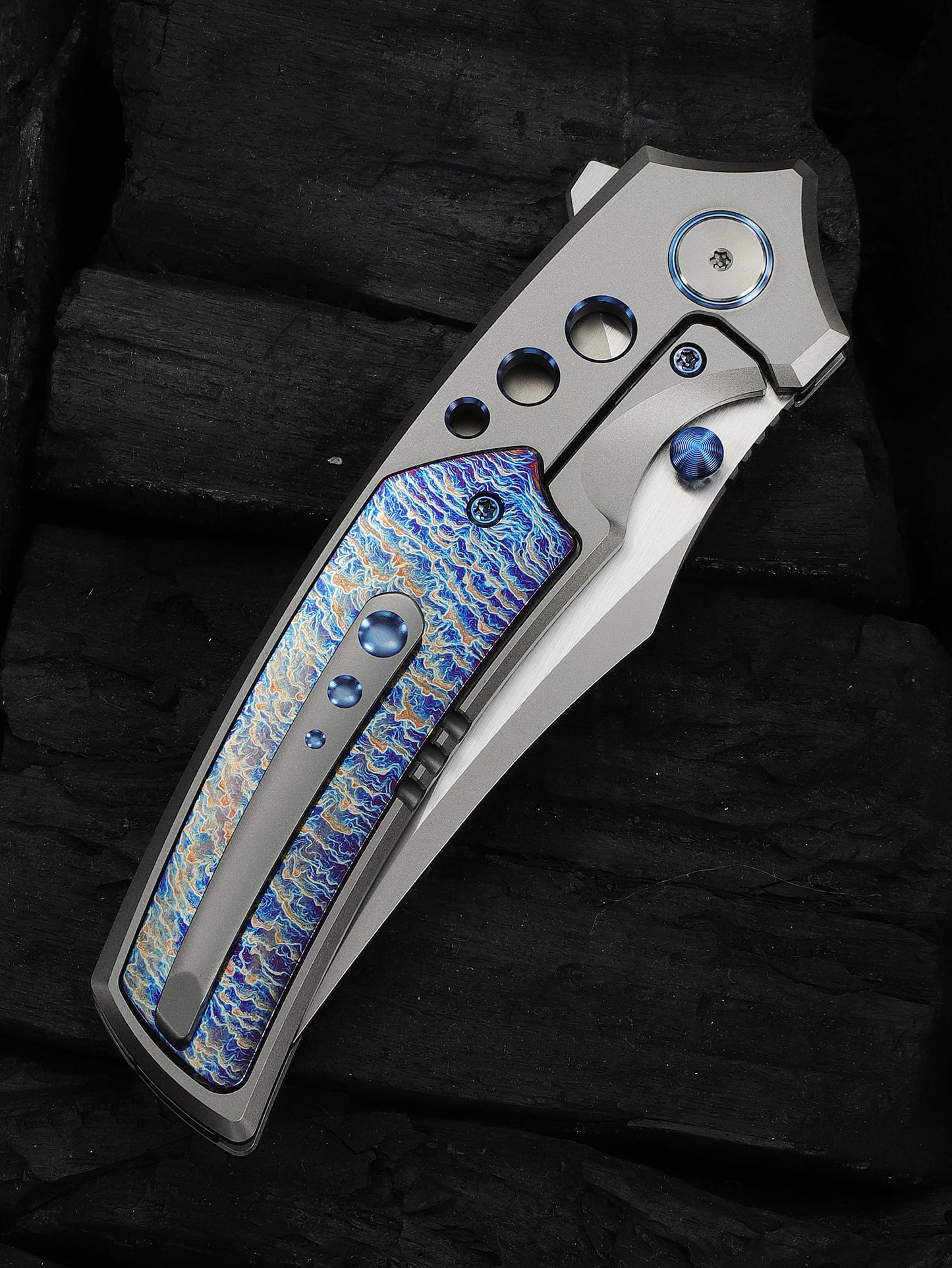 WE Skynix 3.7" M390 Flamed Titanium Folding Knife WE24087-2
