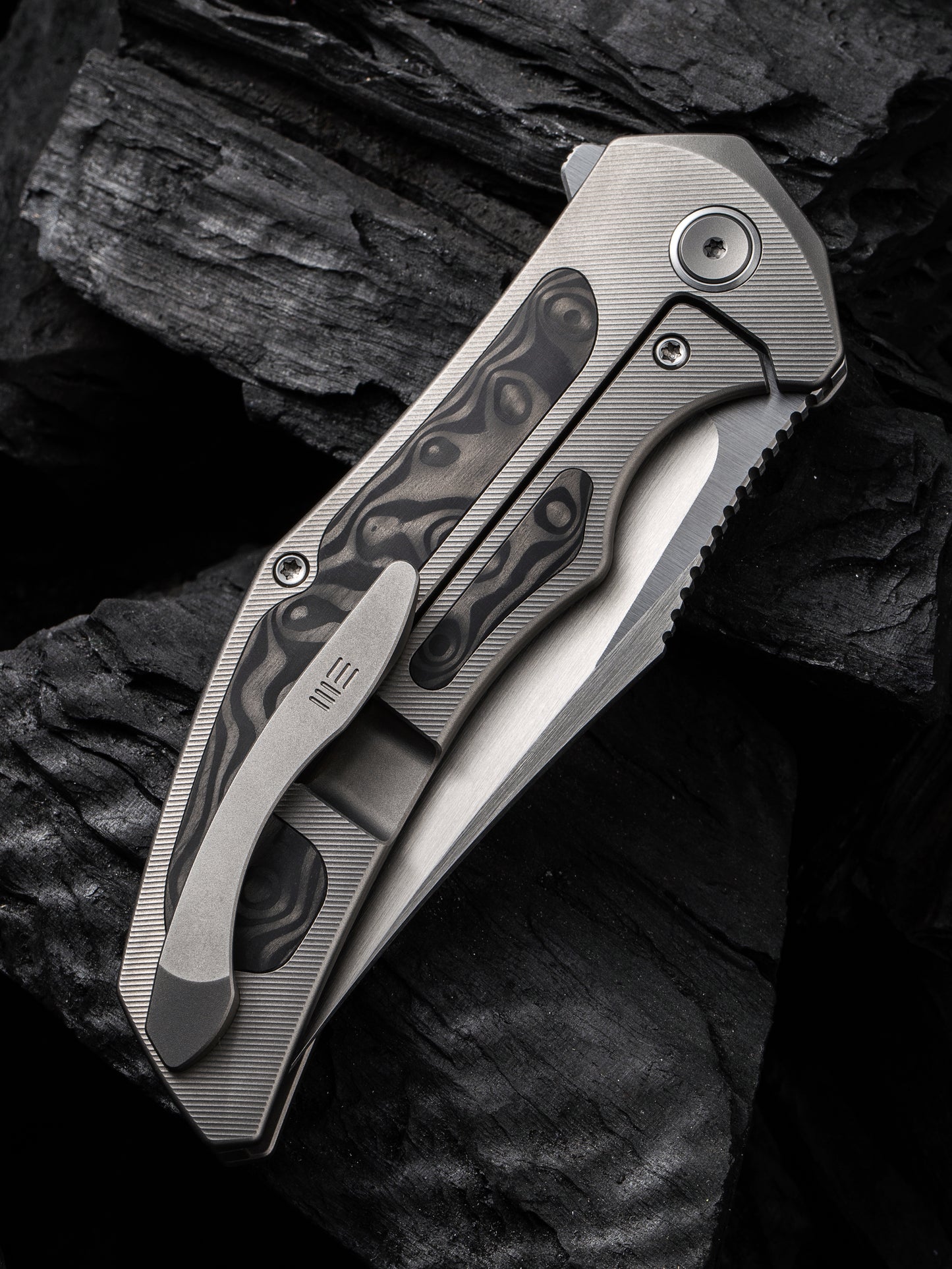WE Magnetron 3.76" CPM 20CV Rose Carbon Fiber Titanium Folding Knife WE18058-2