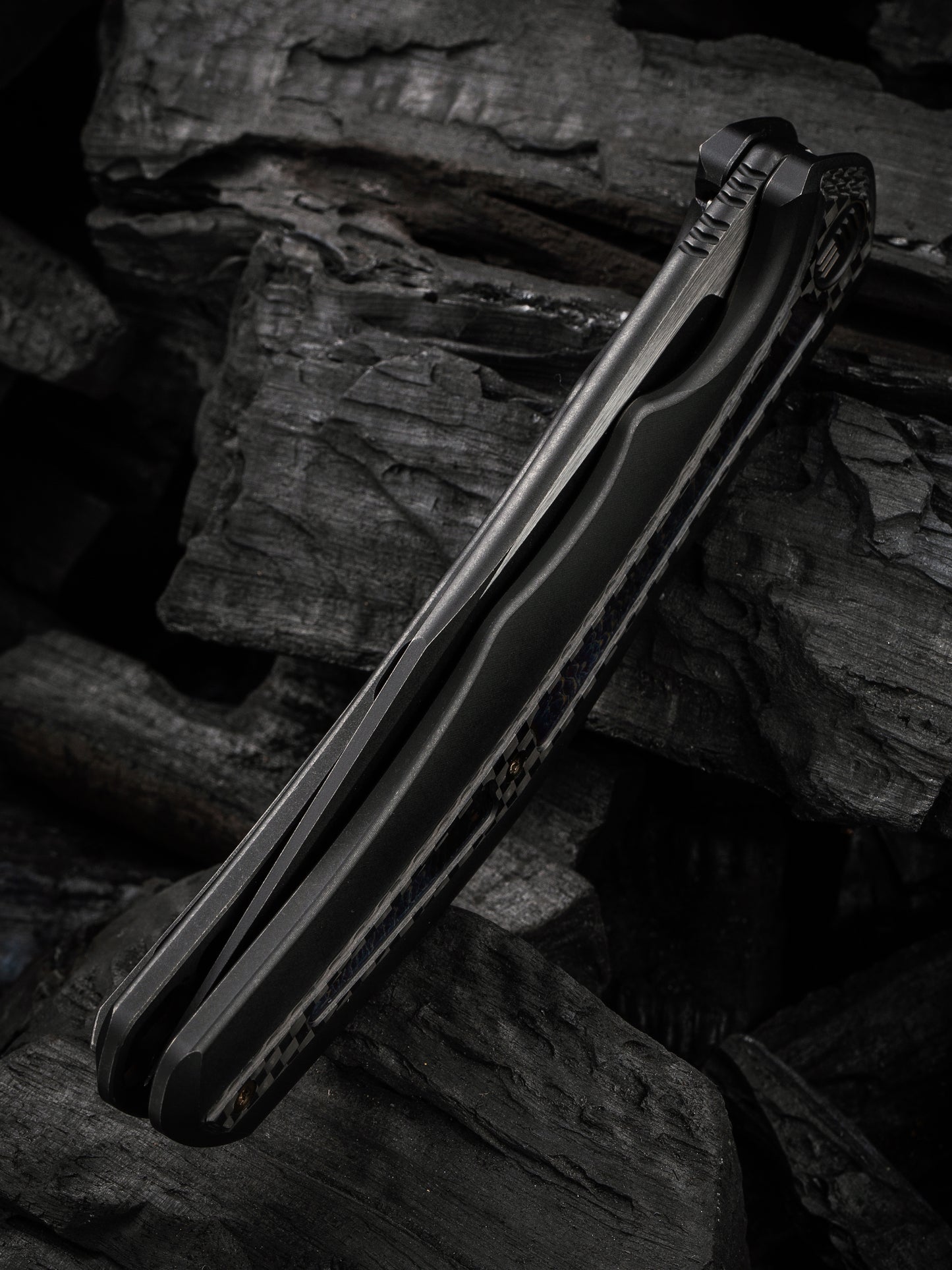 WE Zonda 4.05" CPM 20CV Black Titanium Twill Carbon Fiber Flamed Inlay Folding Knife WE22016-1