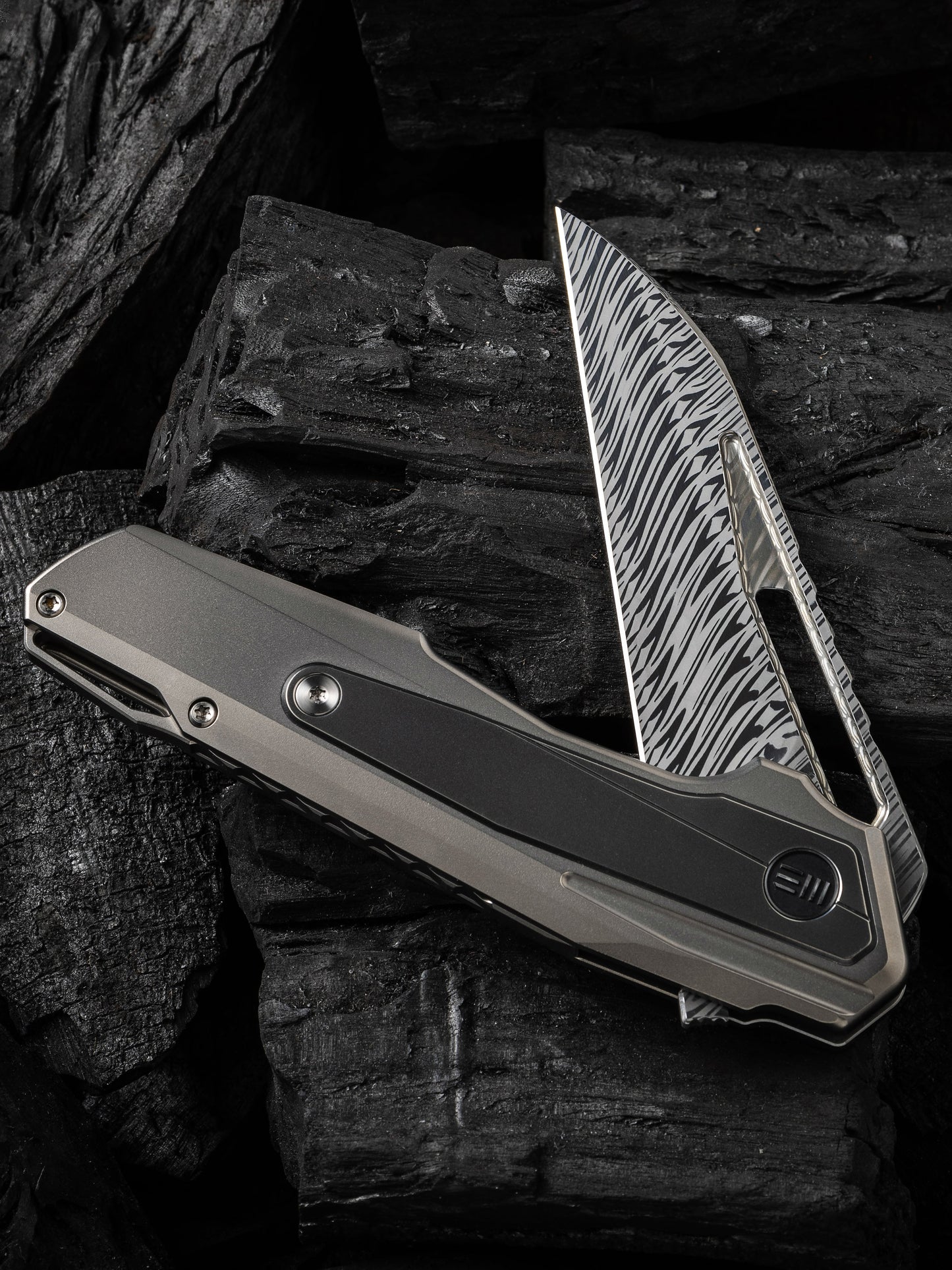 WE Falcaria 3.64" Fafnir Damasteel Polished Gray Titanium Folding Knife by Maciej Torbe WE23012B-DS1