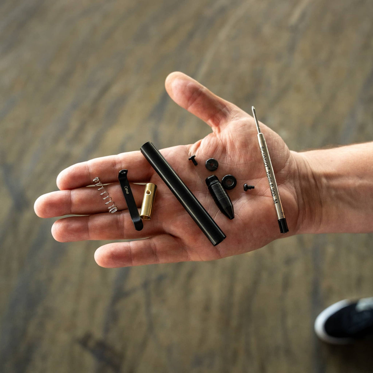 Big Idea Design Base Line DLC Black Titanium Bolt-Action Pen