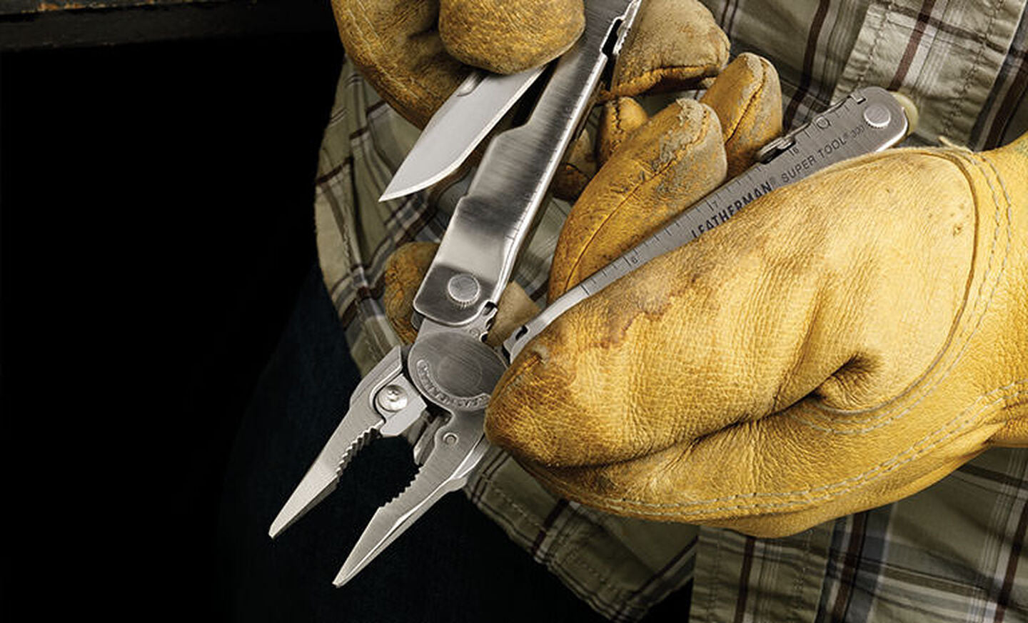 Leatherman Super Tool 300 4.5" Multi Tool with Nylon Sheath