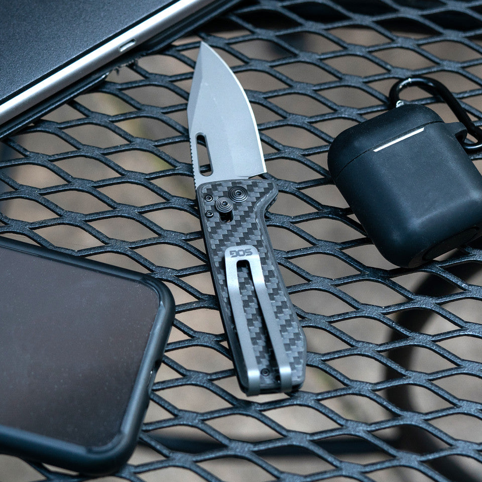 SOG Ultra XR 2.8" CPM S35VN Carbon & Graphite Folding Knife