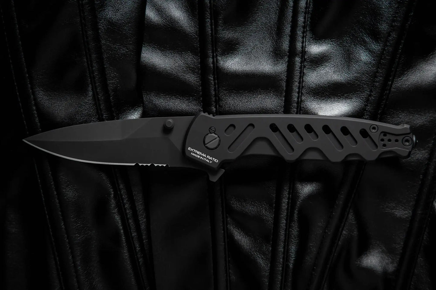 Extrema Ratio Caimano Nero N.A. 3.66" N690 Black Folding Knife