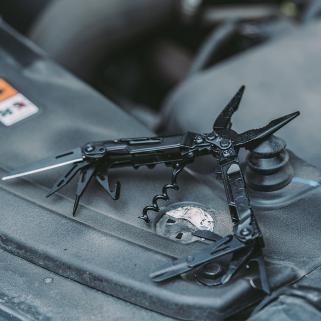 SOG PowerLitre Black 17-Tool Mini Multi-Tool