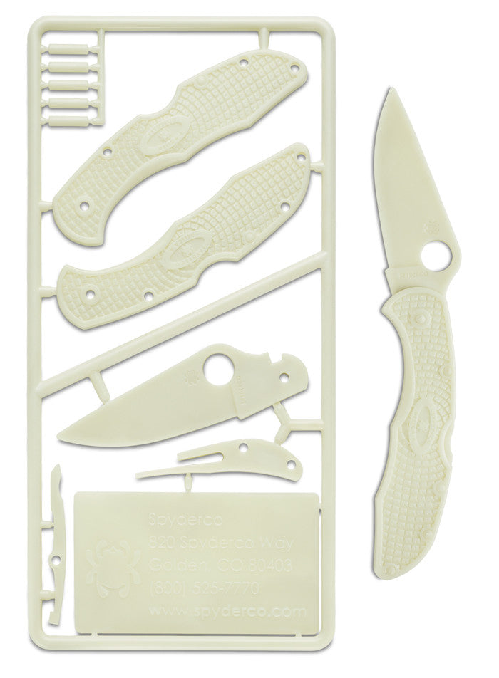 Spyderco Delica 4 Plastic Toy Knife Kit PLKIT1
