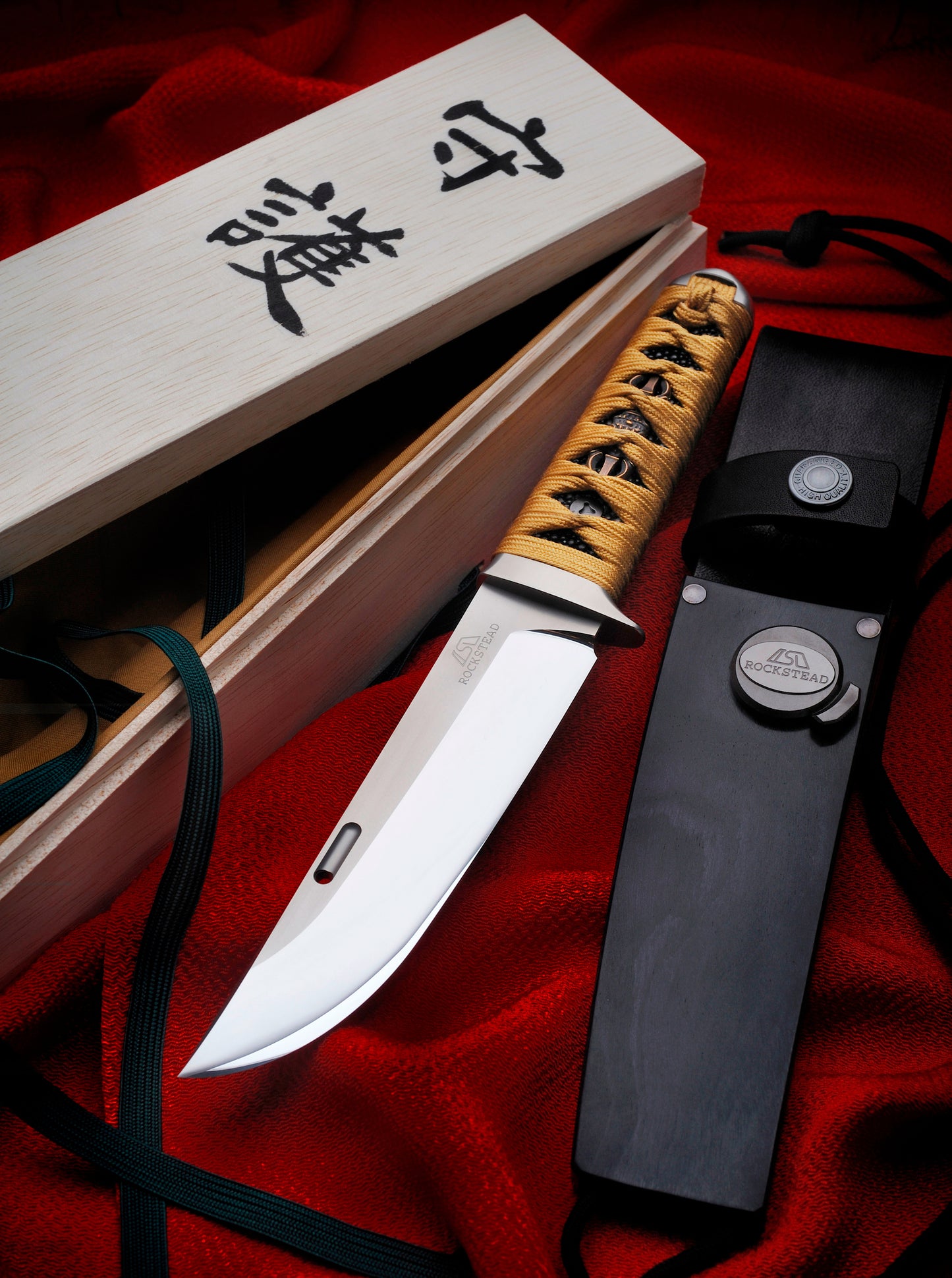Rockstead UN-ZDP 5.51" Polished ZDP189/VG-10 Kincha (Gold) Silk Rayskin Fixed Blade Knife