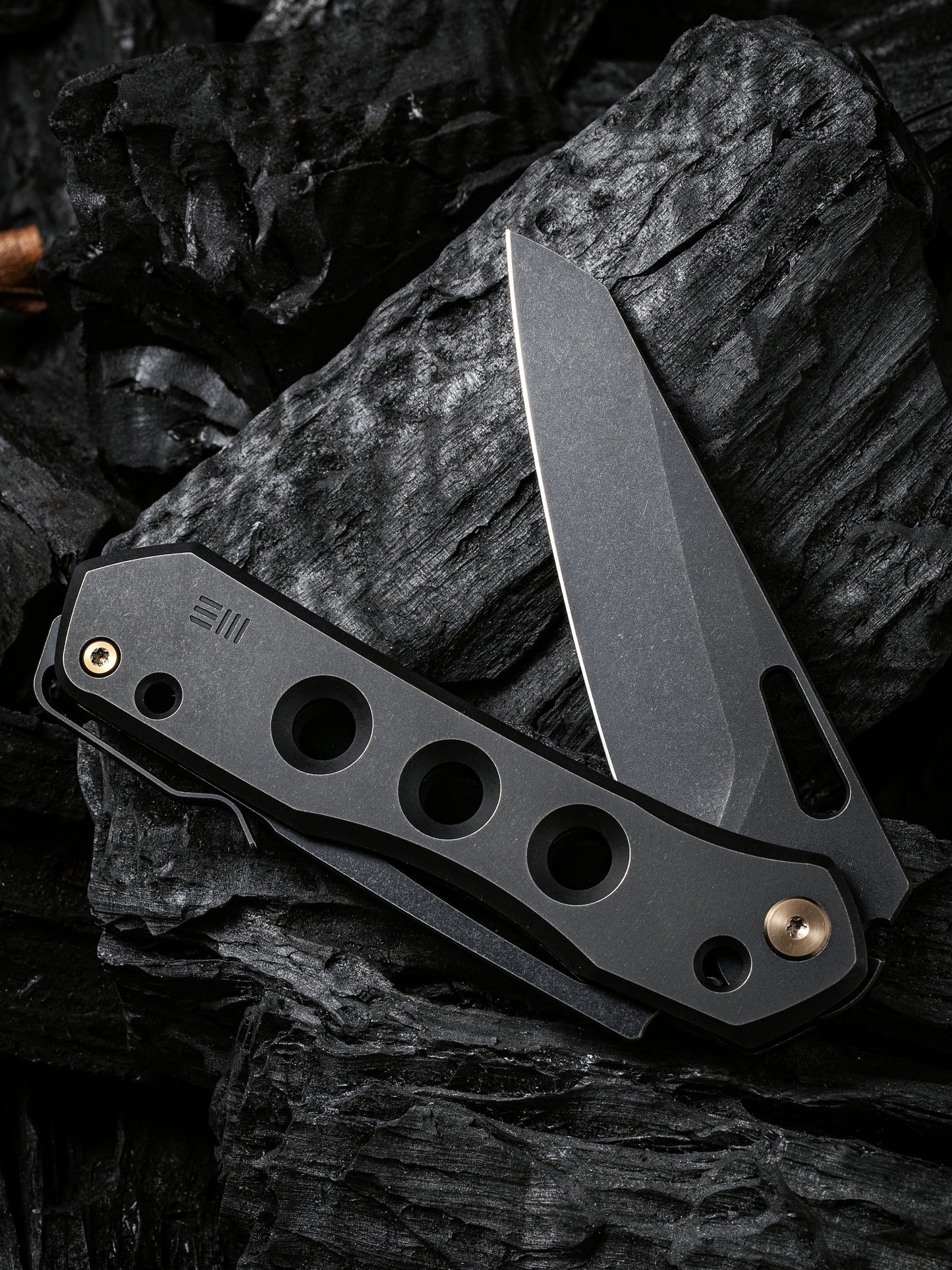 WE Snecx Vision R 3.54" CPM 20CV Black Titanium Superlock Folding Knife WE21031-2