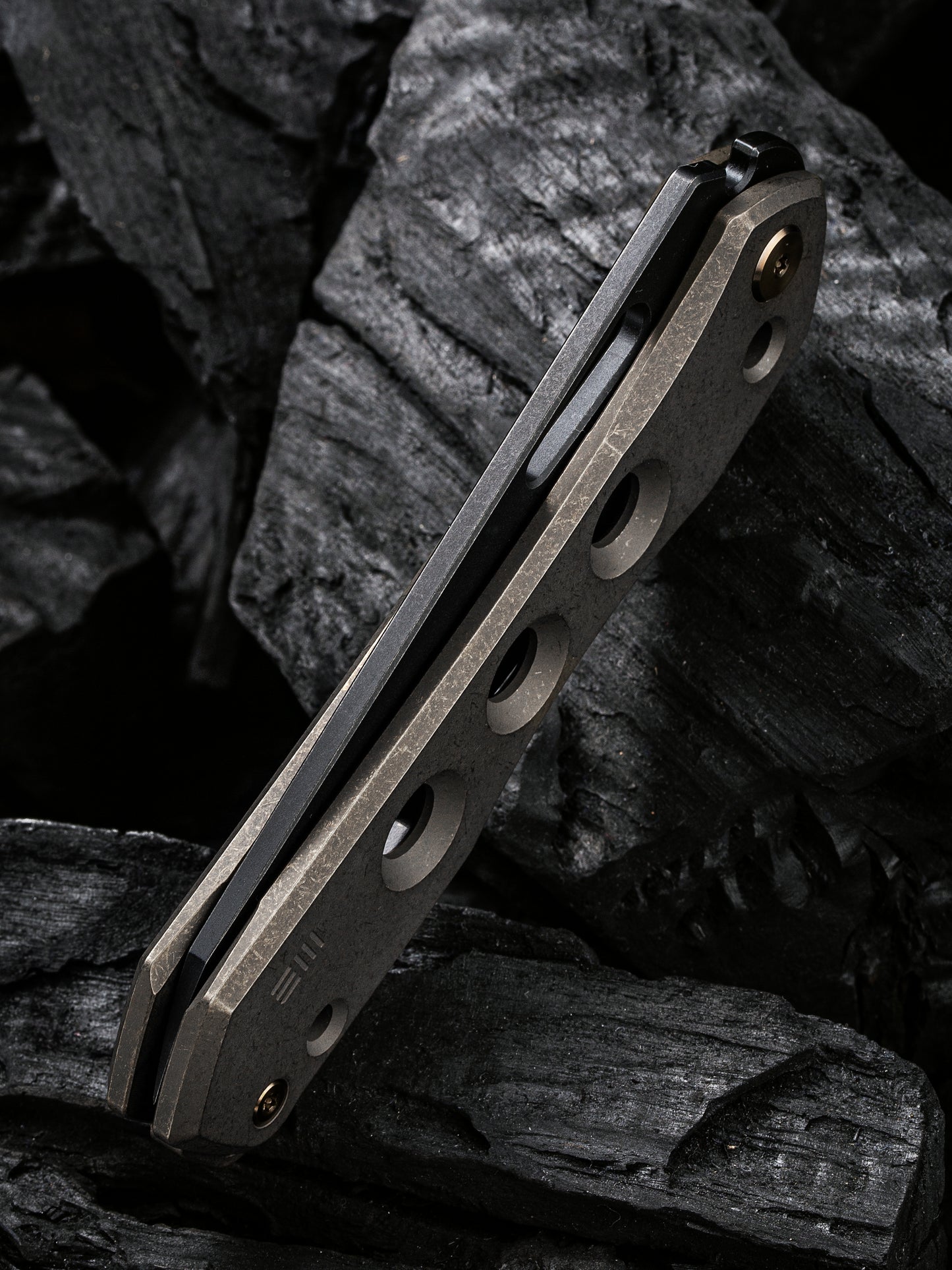 WE Snecx Vision R 3.54" CPM 20CV Bronze Titanium Superlock Folding Knife WE21031-4