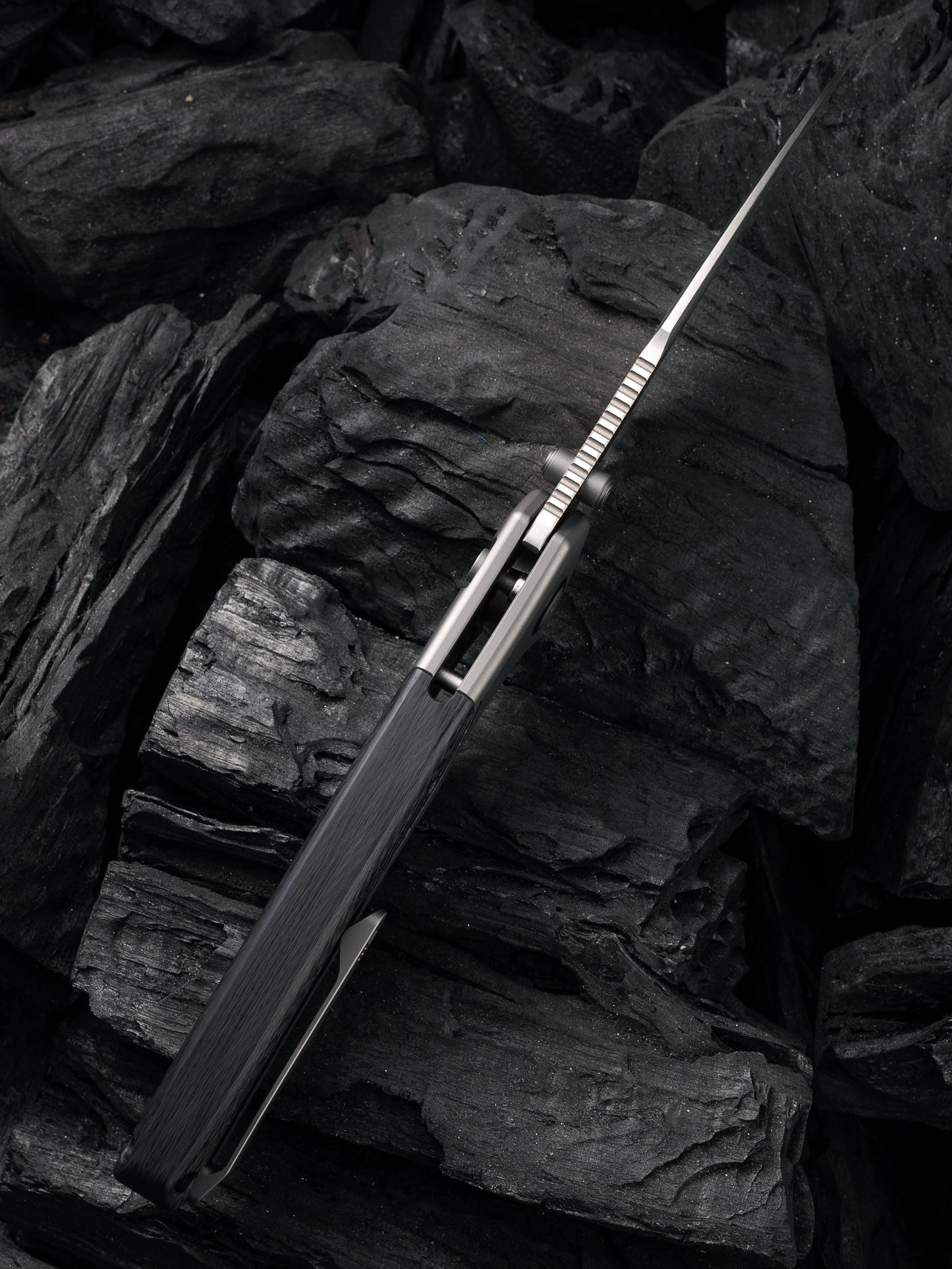 WE Ziffius Limited Edition 3.7" CPM 20CV Twill Carbon Fiber Integral Spacer Titanium Folding Knife by WE22024A-2