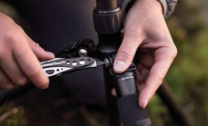 Leatherman Skeletool CX 4" Multi Tool with 154CM Blade